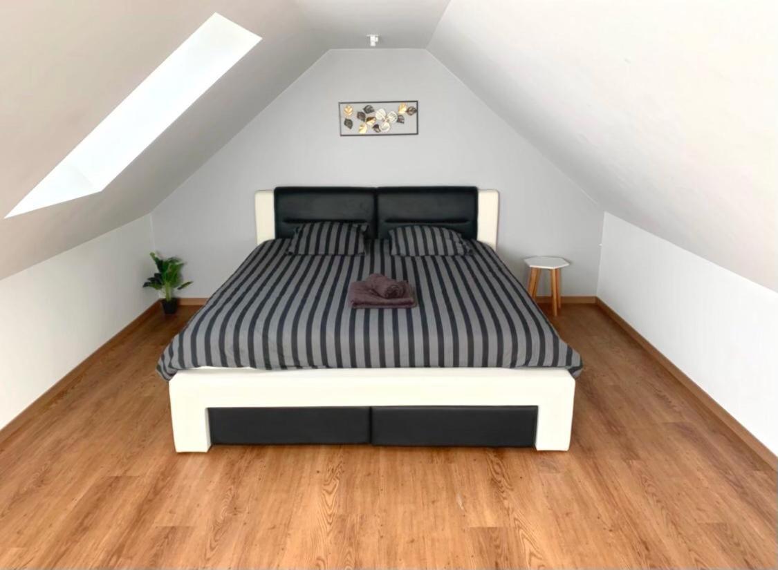 Loft Evasion , Parking Gratuit , 5 Min Auxerre Monéteau Exterior foto